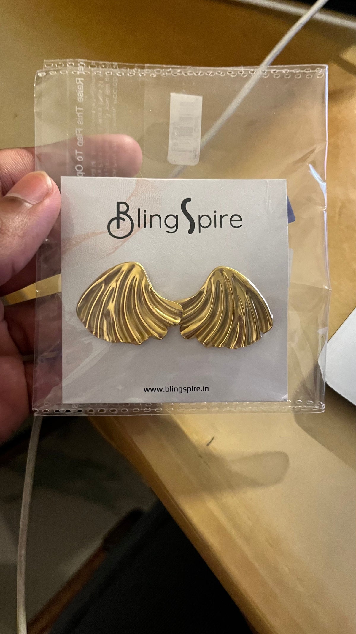 Golden Scallop Stud Earrings