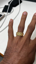 Edgy Elegance: Geometric Gold Ring