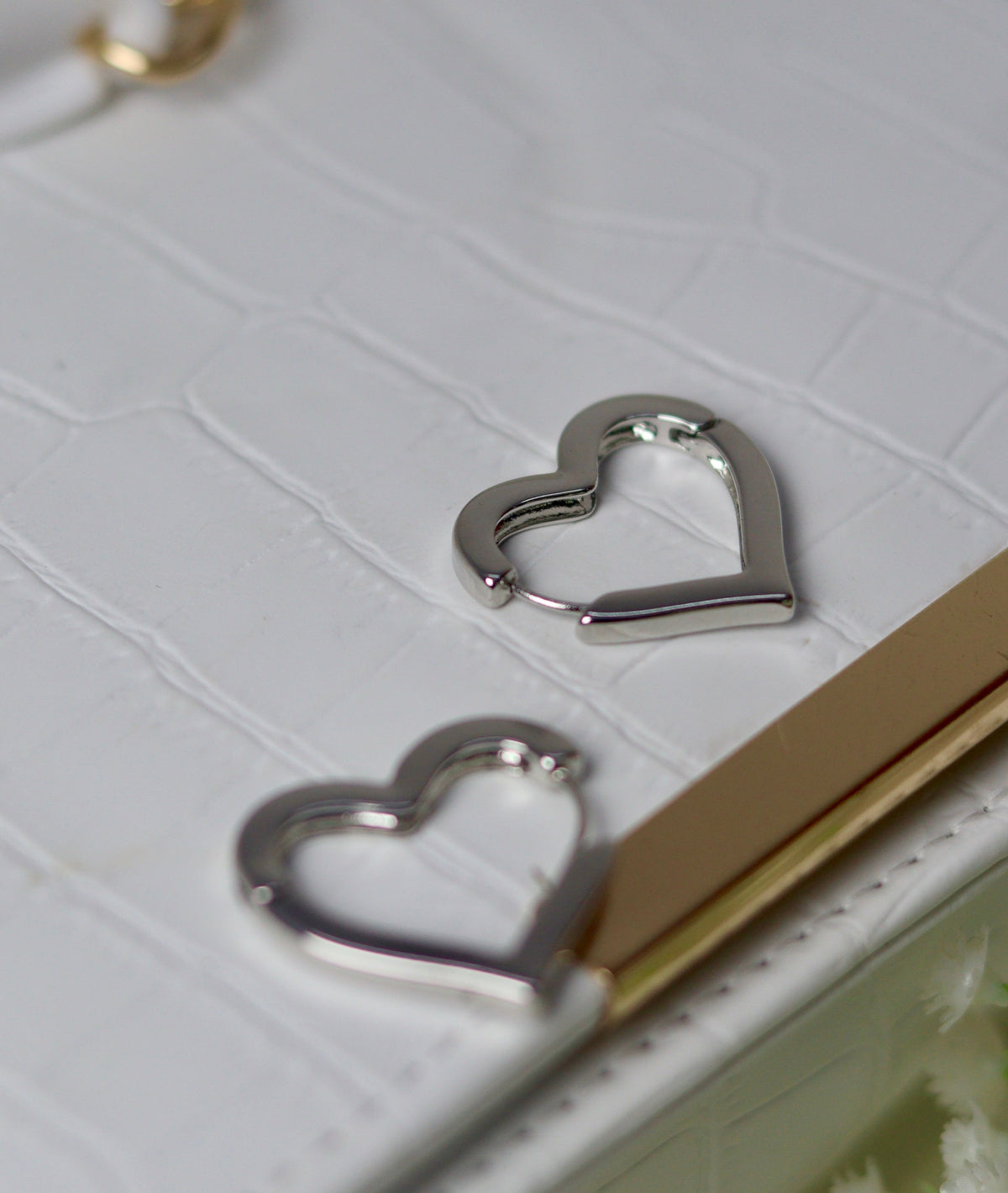 Simple and Cute Silver Heartbeat Hoops